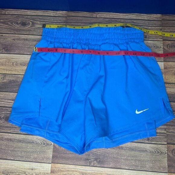 Nike Women's One Dri-FIT Ultra High-Waisted 3" Short-Lined Shorts NWT Size XS - Picture 12 of 16